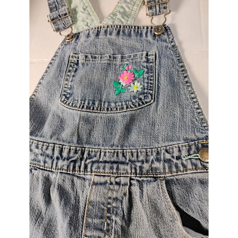 Vintage Y2K OshKosh B'Gosh Overalls Girls 5T Denim Floral Embroidered Bib Jumper